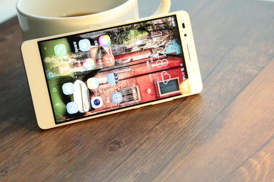Huawei Honor 7