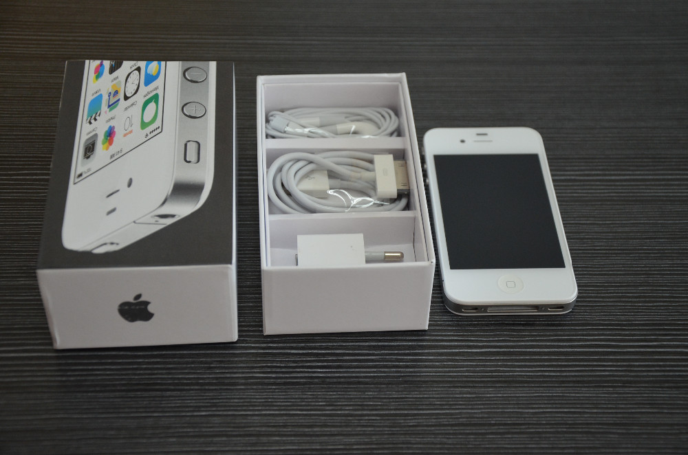Apple iPhone 4  iPhone4