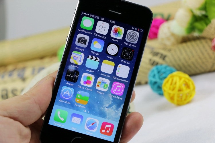 Apple iPhone 5S  iPhone5s