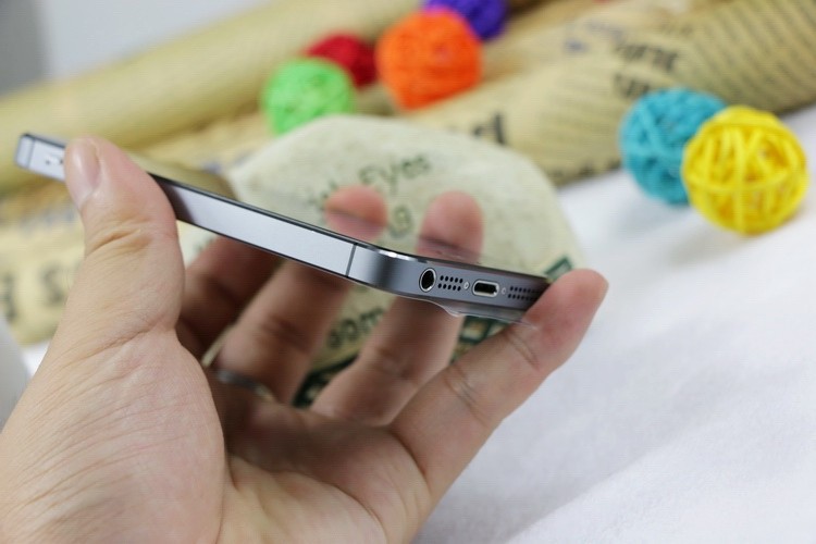 Apple iPhone 5S  iPhone5s