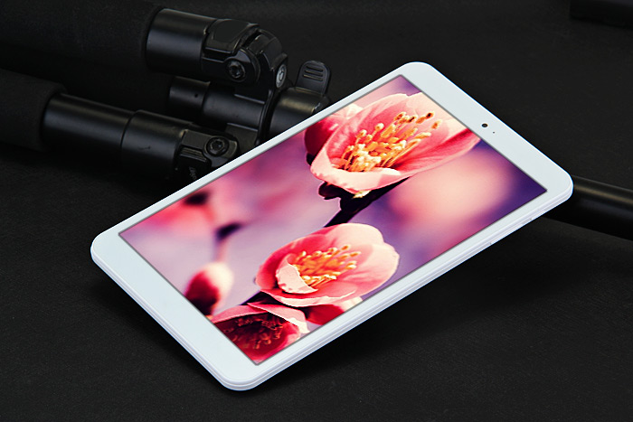 Onda V820W CH Tablet PC