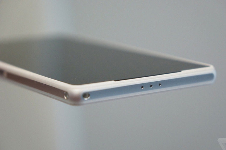 SONY Xperia Z2 D6503 Mobile Phone