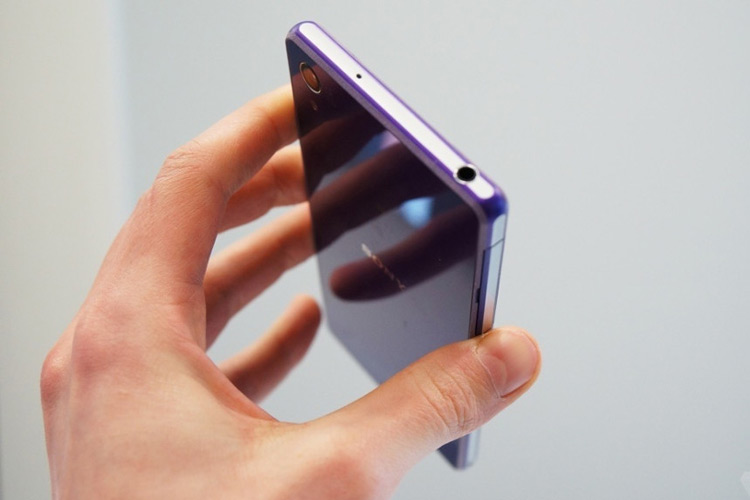 SONY Xperia Z2 D6503 Mobile Phone